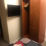 Private Comfortable Bedroom With Ensuite